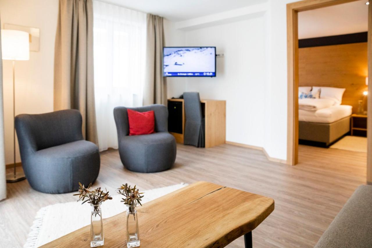 Hotel Montfort Σανκτ Αντόν αμ Άλμπεργκ Εξωτερικό φωτογραφία