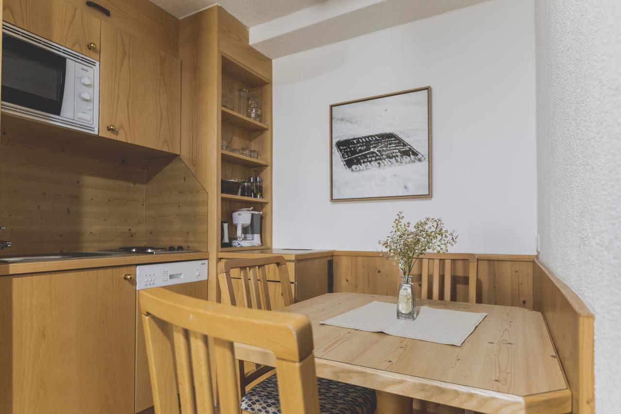 Hotel Montfort Σανκτ Αντόν αμ Άλμπεργκ Εξωτερικό φωτογραφία
