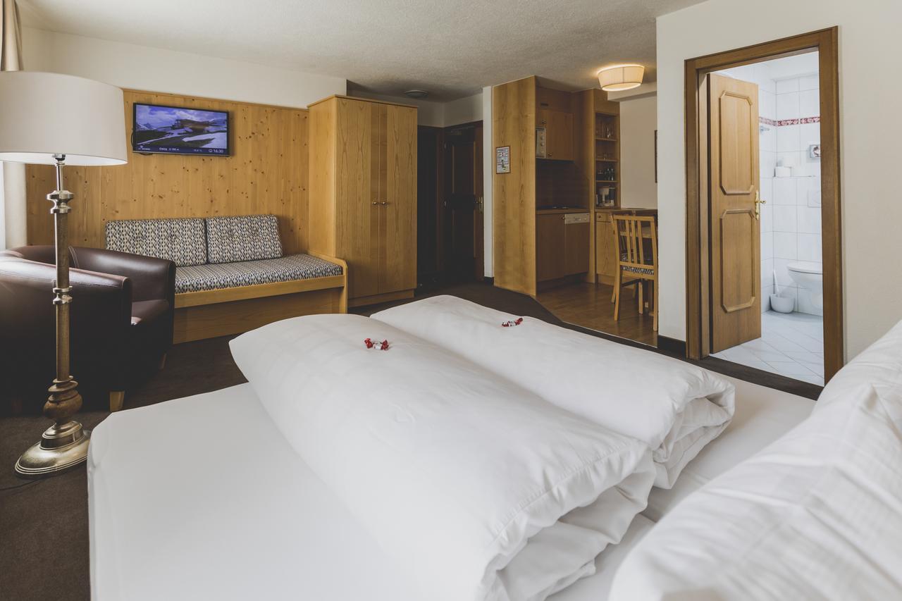Hotel Montfort Σανκτ Αντόν αμ Άλμπεργκ Εξωτερικό φωτογραφία