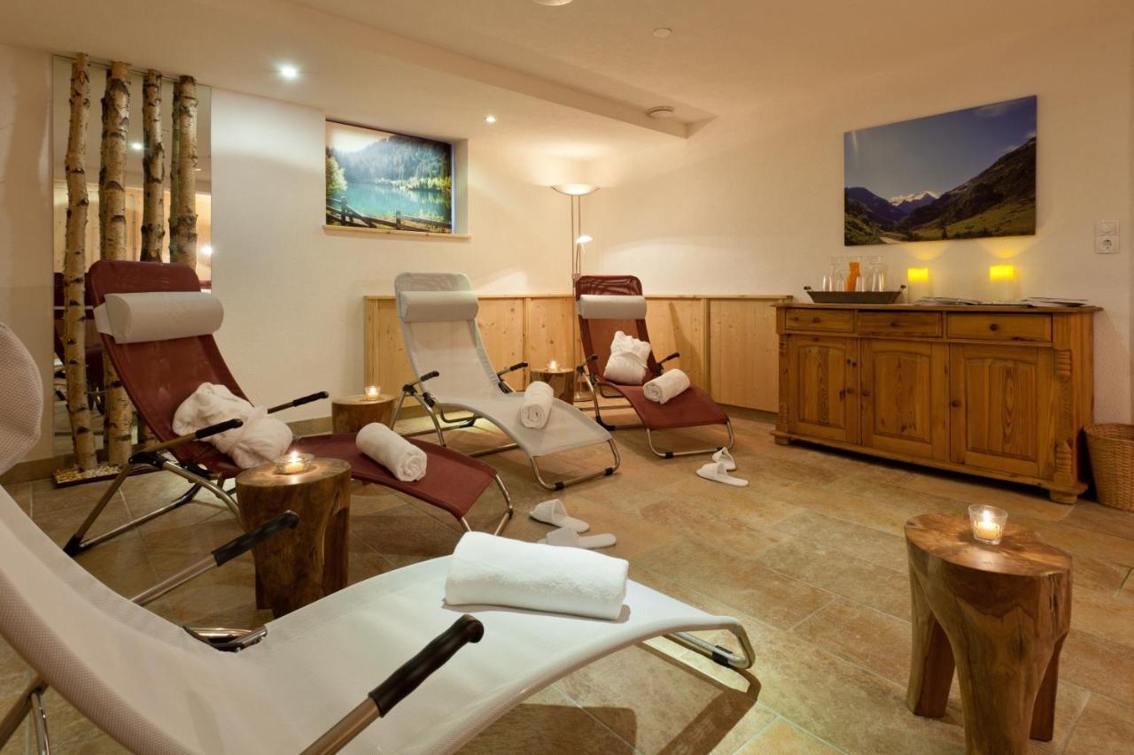 Hotel Montfort Σανκτ Αντόν αμ Άλμπεργκ Εξωτερικό φωτογραφία