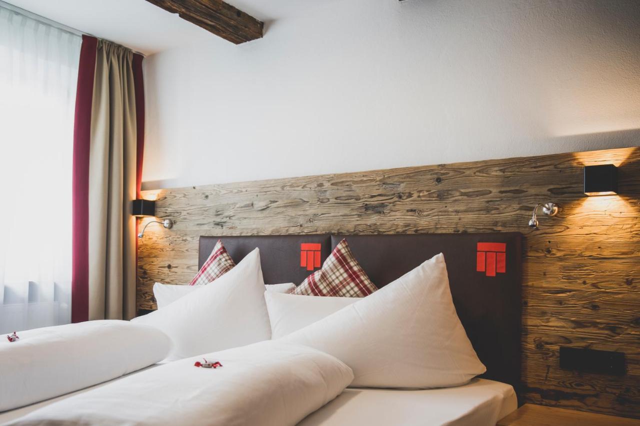 Hotel Montfort Σανκτ Αντόν αμ Άλμπεργκ Εξωτερικό φωτογραφία